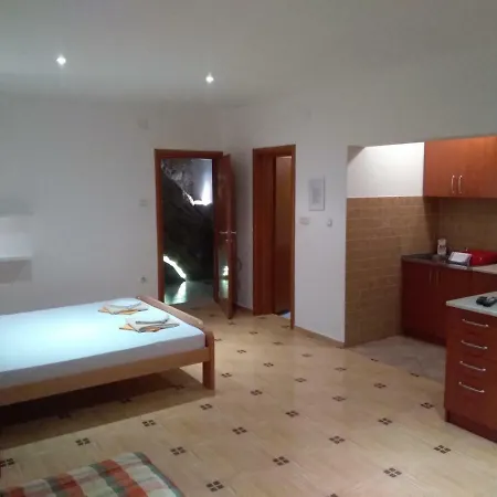 Lägenhet Cucuk Budva
