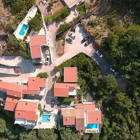 Apartament Cucuk *