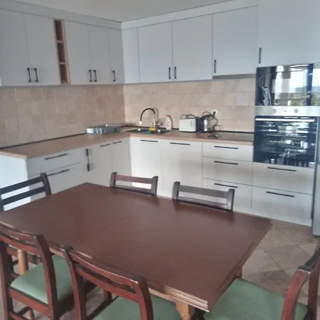 Cucuk Apartament