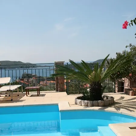 Cucuk Apartament
